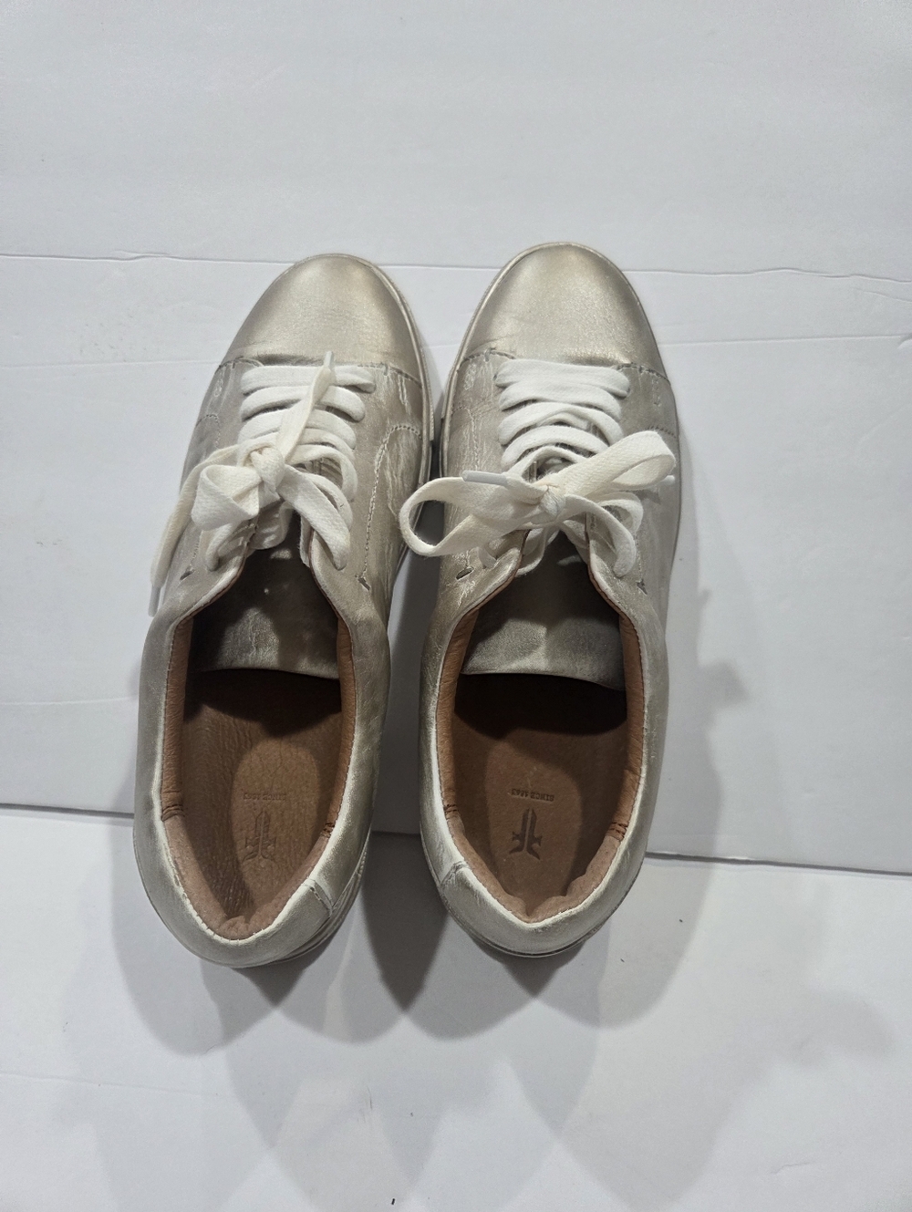 Frye Women's Metallic Pearl Lace-Up Sneakers Sz.8